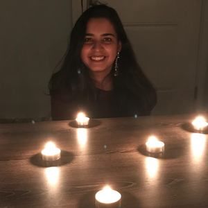 Meet your Posher, Manya